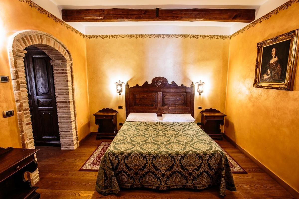 Hotel Guerrinuccio Celano Dış mekan fotoğraf