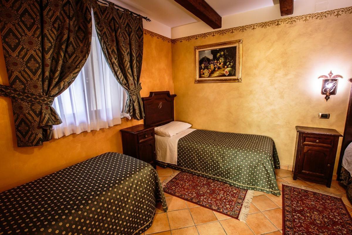 Hotel Guerrinuccio Celano Dış mekan fotoğraf